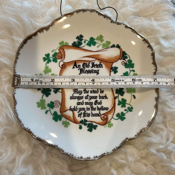 Vintage Irish Blessing Hanging Plate "May the road rise up to meet you..." - Picture 3 of 4